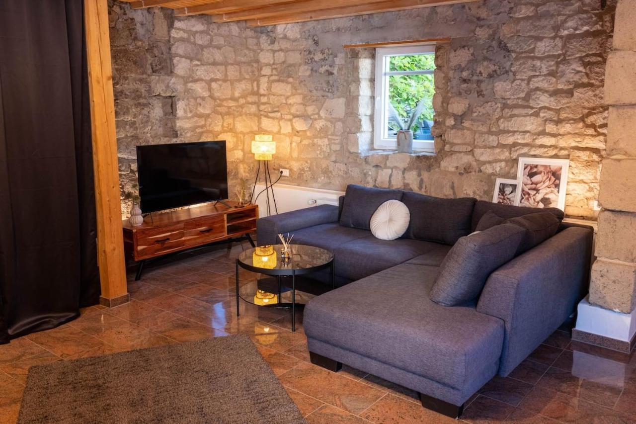 Vulkan-Lodge Ferienhaus Rieden  Luaran gambar